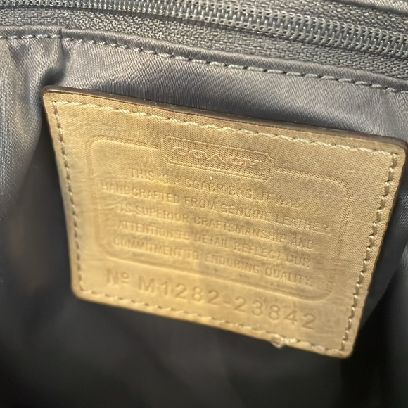 Poppy eyelet leather small chain tote 23842 - Picture 6 of 12